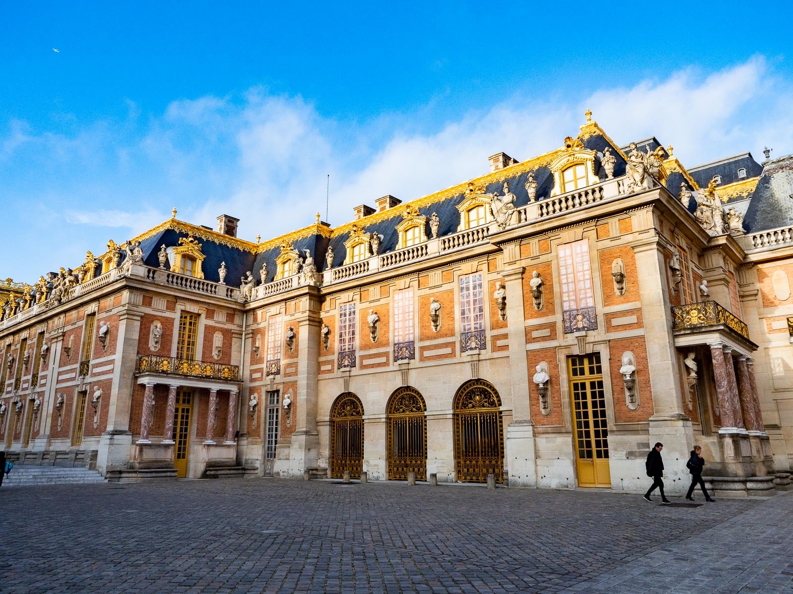 Click image for larger version  Name:	P1121116-2.jpg Views:	0 Size:	598.9 KB ID:	153097