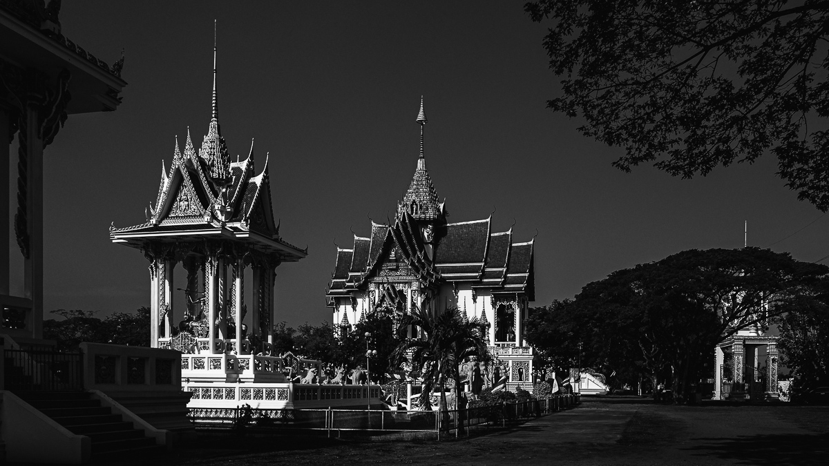 Click image for larger version

Name:	bw-1-2.jpg
Views:	101
Size:	378.1 KB
ID:	153437