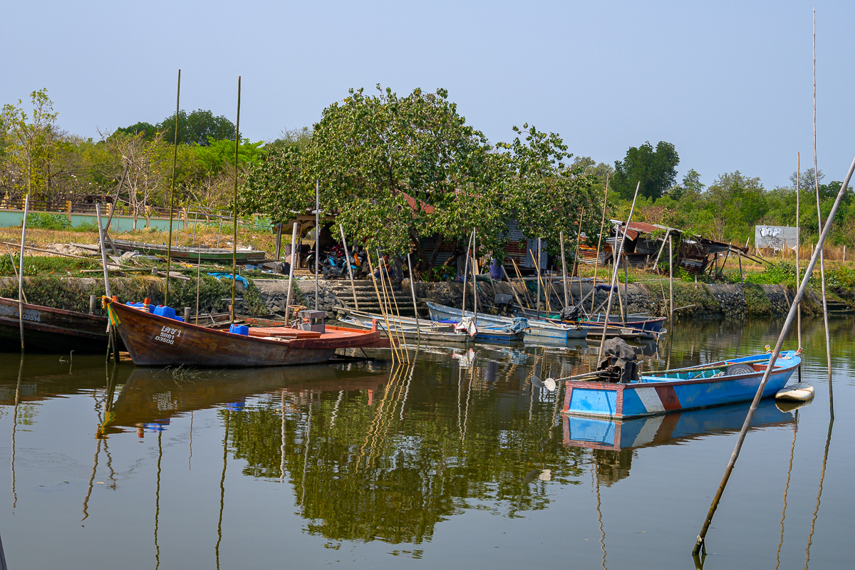 Click image for larger version

Name:	boats-3.jpg
Views:	96
Size:	1.17 MB
ID:	153448