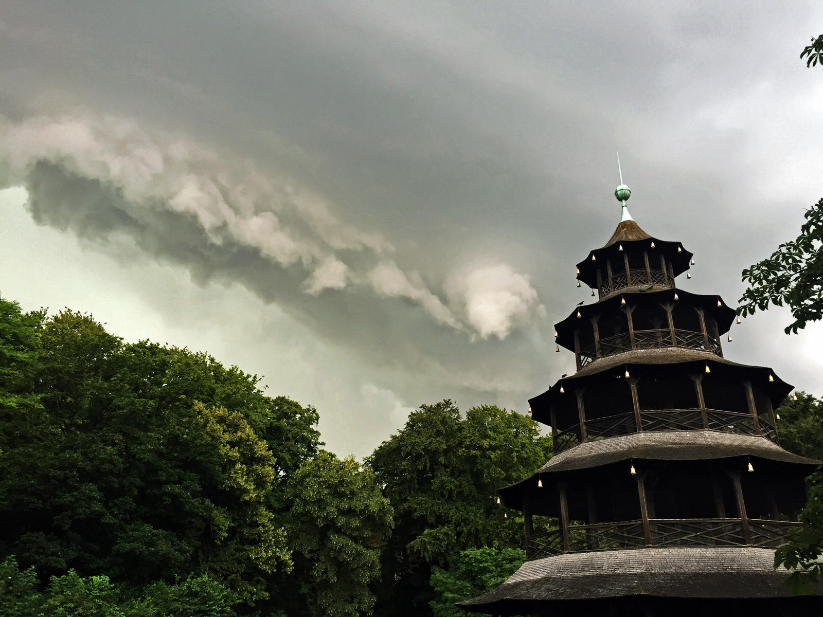 Click image for larger version  Name:	pagoda storm.jpg Views:	0 Size:	273.2 KB ID:	153819