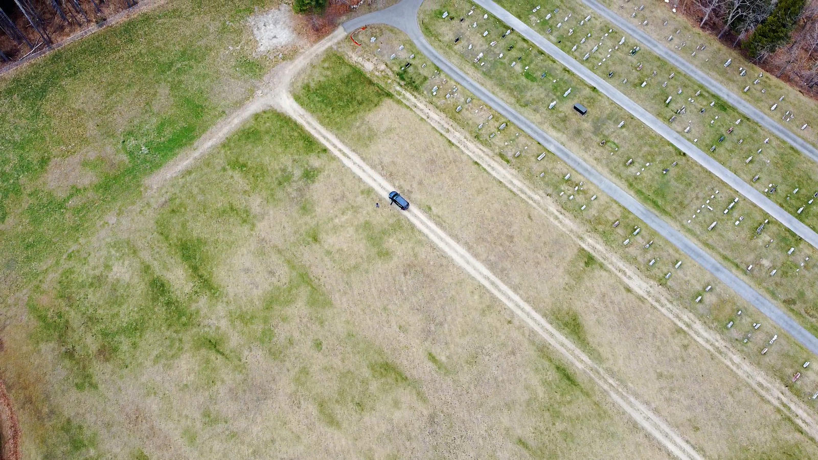 Click image for larger version  Name:	cemetery selfie.jpg Views:	0 Size:	350.9 KB ID:	156374