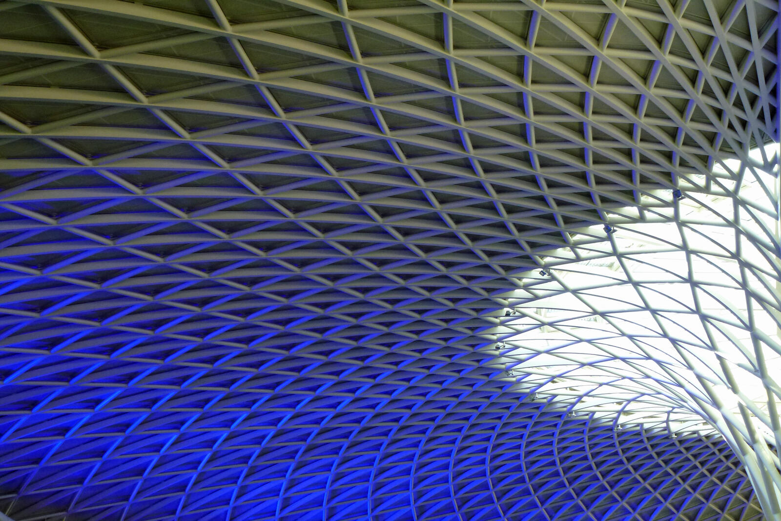 Click image for larger version

Name:	kings cross roof.jpg
Views:	121
Size:	371.1 KB
ID:	157134