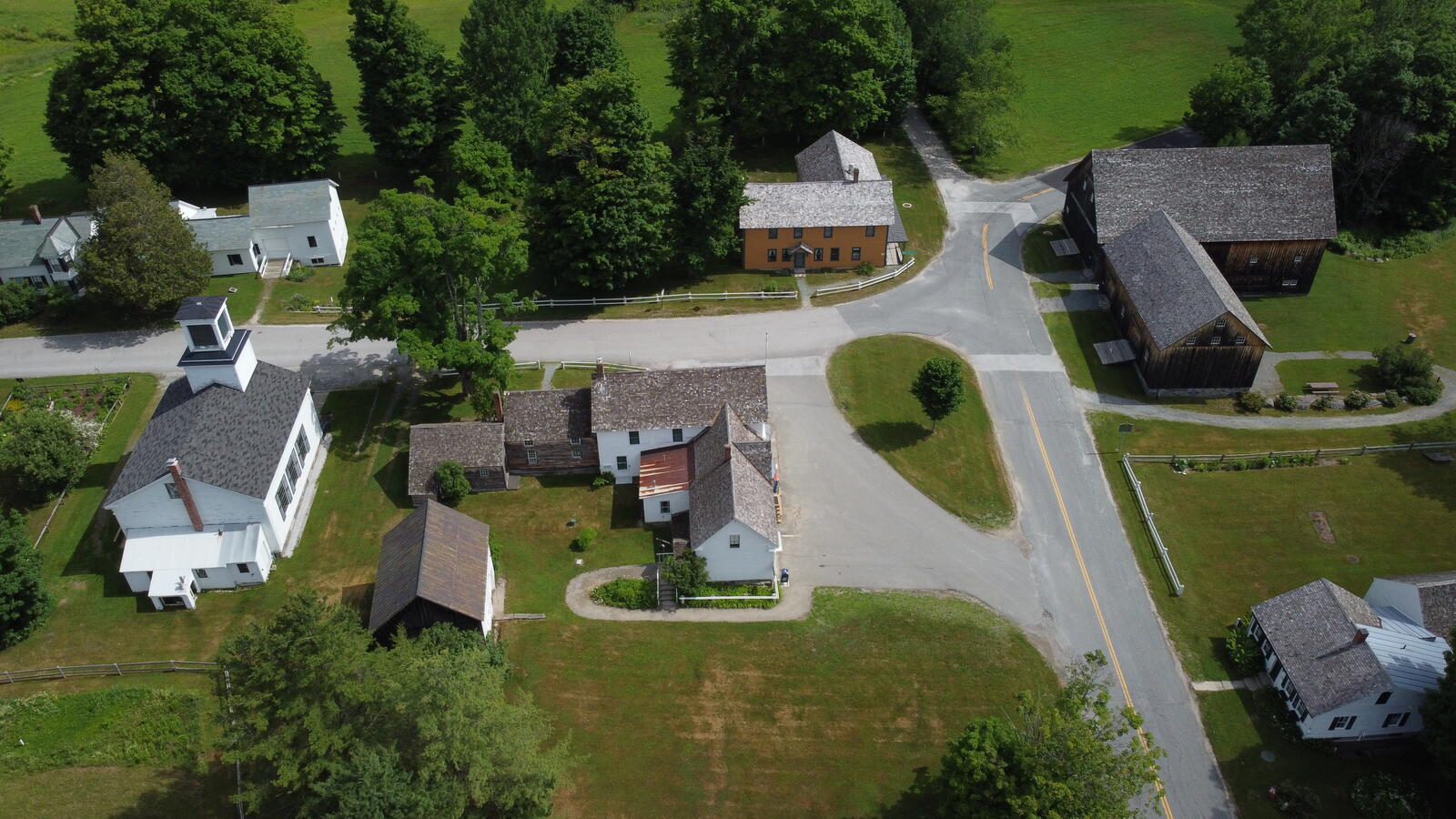 Click image for larger version

Name:	DJI_0561.JPG
Views:	81
Size:	299.4 KB
ID:	157374