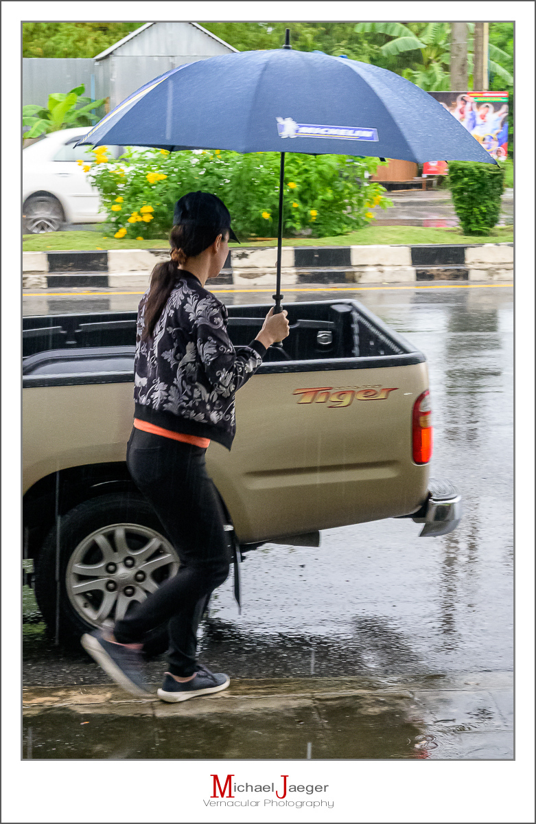 Click image for larger version

Name:	rainy-3.jpg
Views:	51
Size:	631.9 KB
ID:	158140