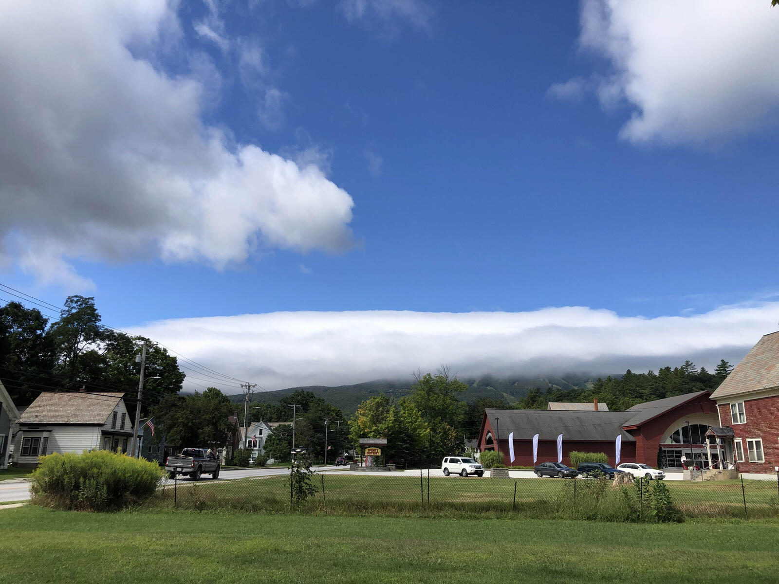 Click image for larger version

Name:	stratus.jpg
Views:	94
Size:	258.0 KB
ID:	158211